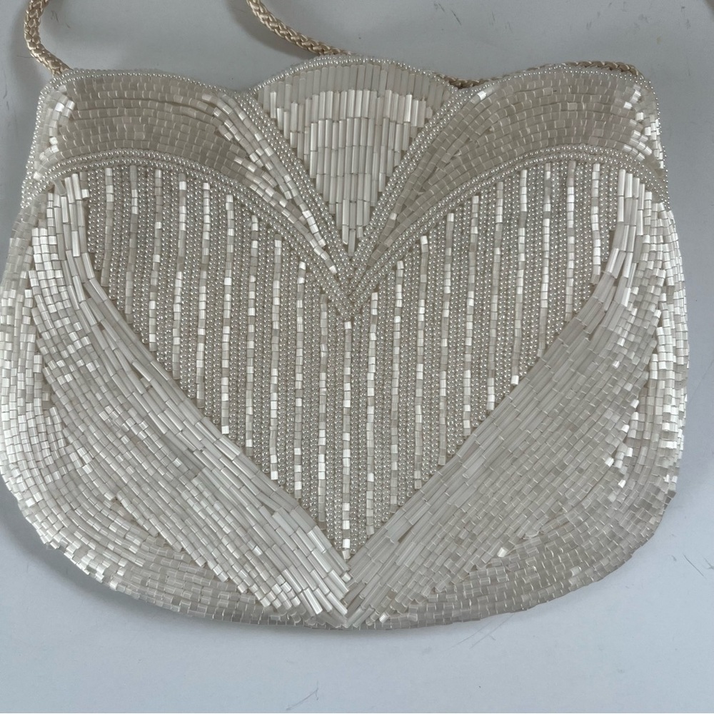 White beaded tulip bag